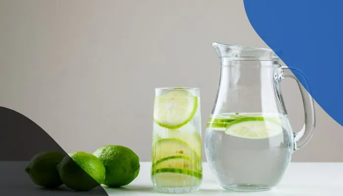 Conheça 10 benefícios surpreendentes de beber água com limão